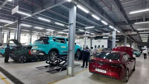 Inside VinFast's Massive 8,000m2 Showroom: A New Era for EVs - image 2