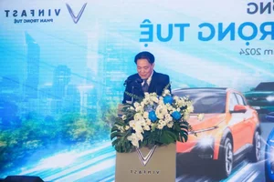 Inside VinFast's Massive 8,000m2 Showroom: A New Era for EVs - image 6