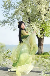YiTuYu Art Language Vol.9934: Stunning Portrait Collection of Han Han Ting - image 13