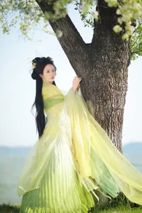 YiTuYu Art Language Vol.9934: Stunning Portrait Collection of Han Han Ting - image 11