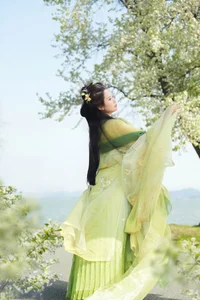 YiTuYu Art Language Vol.9934: Stunning Portrait Collection of Han Han Ting - image 1