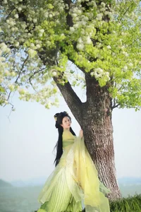 YiTuYu Art Language Vol.9934: Stunning Portrait Collection of Han Han Ting - image 16