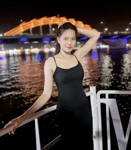 The Stunning Physique and Athletic Grace of a 1.81m Tall Volleyball Star - image 9