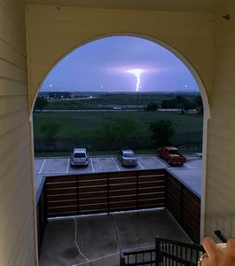 Mind-Bending Moments Caught on Camera That Will Leave You Speechless - image 12