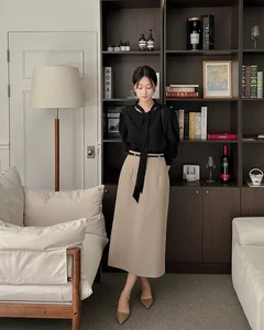 5 Elegant and Sophisticated Outfit Ideas for Lunar New Year Visits - image 3