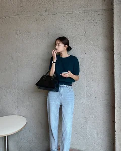5 Elegant and Sophisticated Outfit Ideas for Lunar New Year Visits - image 7