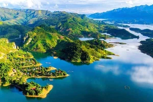 Son La Promotes Unique Tourism Ecosystem Centered on Cultural Heritage - image 1