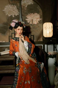 Nian Nian Features in YiTuYu Art Language Vol.9913 Photo Book - image 14