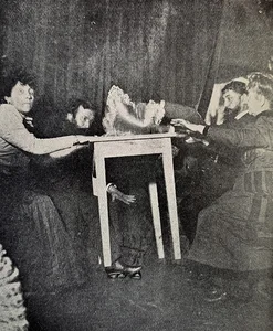 The Enigmatic Woman Claiming to Communicate with the Afterlife - image 5