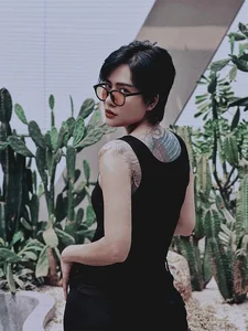 Bold and Edgy Fashion of the Mysterious Female Lead in Vietnamese Drama Doc Dao - image 0