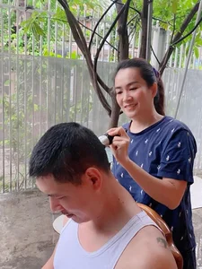 Vietnamese Actor Binh Minh and His Sweet Relationship with Wife Anh Tho - image 1