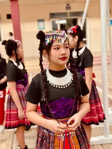 Jennifer Pham Daughter Stunning Transformation into a Graceful Teenager - image 7
