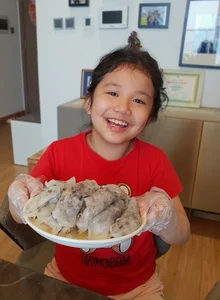 Jennifer Pham Daughter Stunning Transformation into a Graceful Teenager - image 10