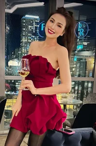 Miss Diem Huong at 34: A New Chapter of Beauty and Life in Canada - image 3