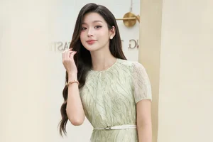 Best Summer Dress Colors for a Chic and Cool Look - image 6