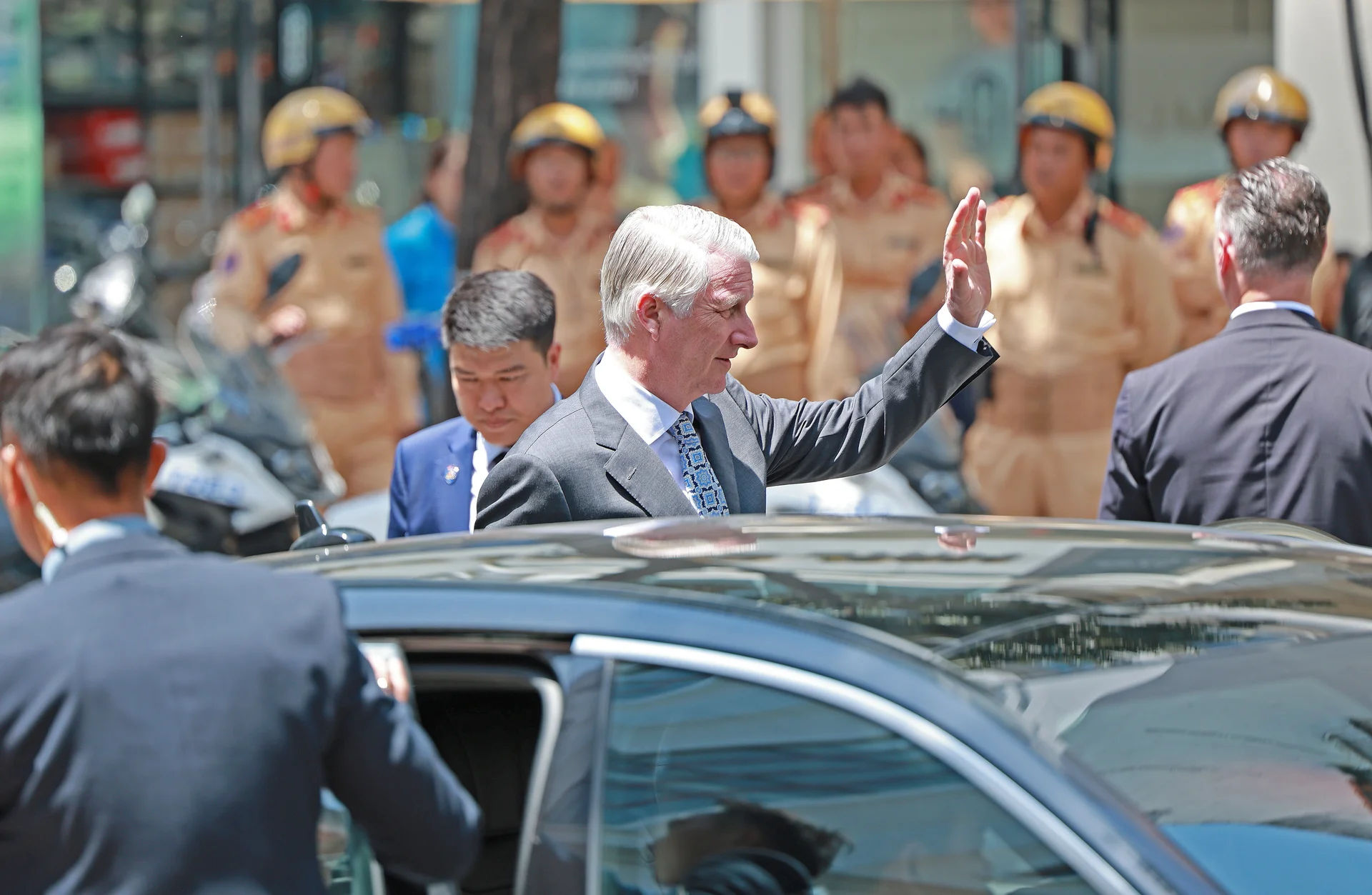 King and Queen of Belgium Visit Free Bakery Vocational School in Ho Chi Minh City