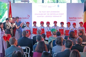 King and Queen of Belgium Visit Free Bakery Vocational School in Ho Chi Minh City - image 7