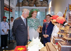 King and Queen of Belgium Visit Free Bakery Vocational School in Ho Chi Minh City - image 5
