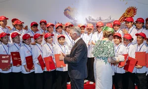 King and Queen of Belgium Visit Free Bakery Vocational School in Ho Chi Minh City - image 4