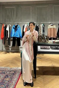Inside the Wardrobe of Chu Thanh Huyen: A Look at the Luxury Hermes and Dior Collection of Quang Hai’s Wife - image 3