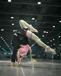 111+ Best Mitsuri Kanroji Cosplay: The Beautiful Love Hashira - image 20