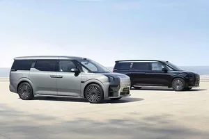 A First Look at the Zeekr 009 Luxury Electric MPV Arriving Soon - image 3