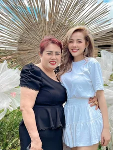 Personal Stories Revealed as Ngan 98's Mother Visits Prison and Meets Luong Bang Quang's Family - image 7