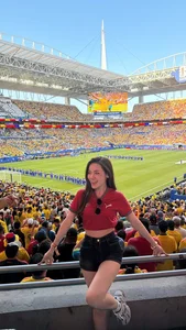 Dak Lak Influencer Goes Viral with Luxury Lifestyle and 2026 World Cup USA Tour - image 0