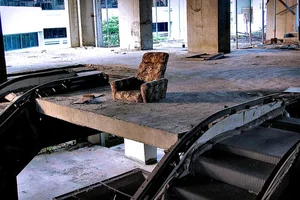 Thailand Earthquake Puts Spotlight on Bangkok's Famous Abandoned Ghost Tower - image 1