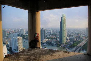 Thailand Earthquake Puts Spotlight on Bangkok's Famous Abandoned Ghost Tower - image 0