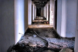 Thailand Earthquake Puts Spotlight on Bangkok's Famous Abandoned Ghost Tower - image 4