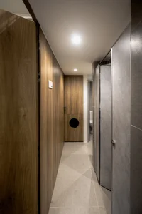 Innovative 25m2 Alley House Design: Green Oasis for a Family of Four - image 12