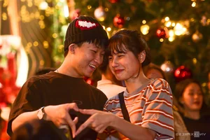 Festive Vibes: How Saigon's Youth Are Celebrating Christmas Early This Year - image 4