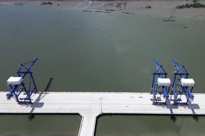 Dong Nai's Largest Seaport Set to Begin Operations Boosting Regional Logistics - image 9