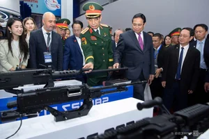 Vietnam International Defense Expo Opening: Showcasing Global Military Technology and Strategic Partnerships in Hanoi - image 10
