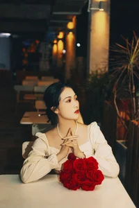 YiTuYu Art Language Vol.9813: Minimalist Portraiture with Li Xiao Xin (15P) - image 12