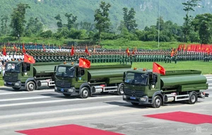 Vietnam Police Showcase New Armored and Amphibious Vehicles in Parade Rehearsal - image 8