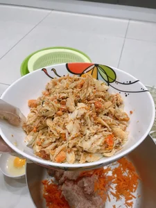 Vietnamese Singer in 6-Billion VND Home Excites Fans with Delicious Crab Recipe - image 8