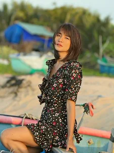 Gil Le Meets Xoai Non Family as Minh Trieu Debuts Chic Short Hair - image 0