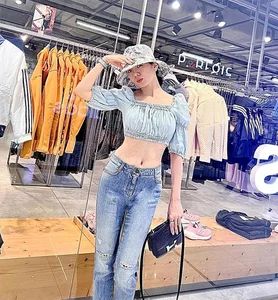 Singer Le Quyen Shares Ageless Beauty Secrets and Fitness Journey at 43 - image 3