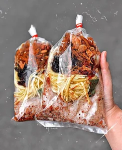 Top 6 Famous Mixed Rice Paper Stalls in Saigon - image 1