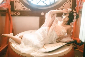 Chunmomo Captivates in Elegant 'Xian' Themed Cosplay Gallery - image 12
