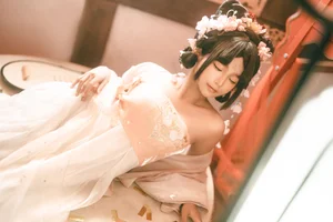 Chunmomo Captivates in Elegant 'Xian' Themed Cosplay Gallery - image 25