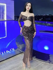 Postpartum Fitness Inspiration: How Thao Bebe Maintains Her Stunning Look After Twins - image 2
