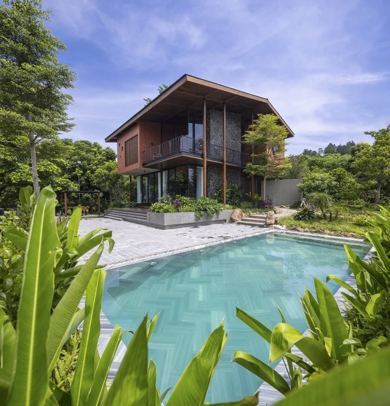 Stunning Stilt House Villa Captures International Media Attention