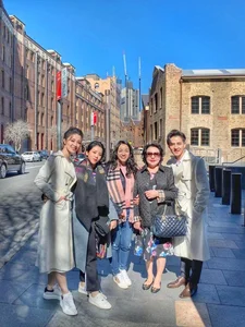 Stylish Mothers-in-Law of Vietnamese Celebrities Who Steal the Spotlight - image 2