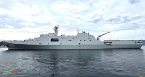 Chinese Navy Ship Formation 987 Arrives in Khanh Hoa - image 3