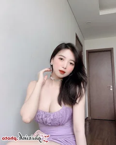 Trang Pham Nabi: A Comprehensive Look at Her Latest Fashion and Beauty Gallery - image 1
