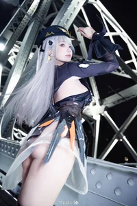 Exploring the Stunning Cosplay Artistry of the Talented Ruyue Hui - image 0