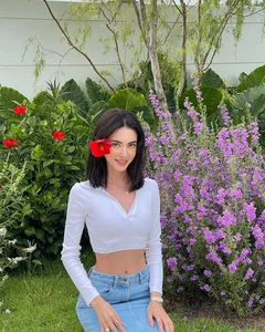 Inside the Luxurious 8,000m² Mansion of Thai Actress Davika Hoorne - image 7